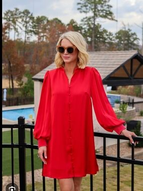 Elegant Red Long-Sleeve Shift Dress
